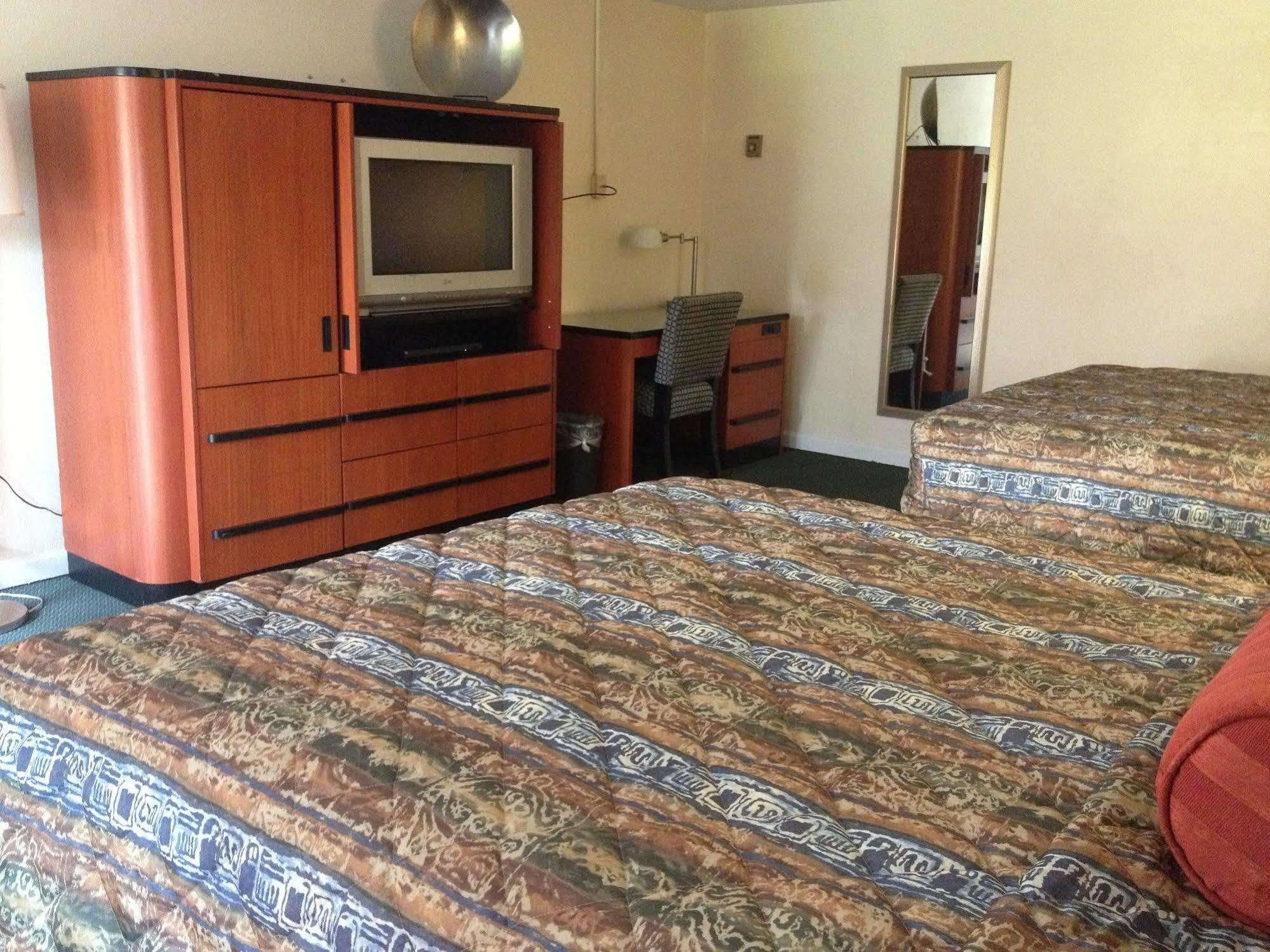 Sentinel Motel 웨스트 체스터 외부 사진